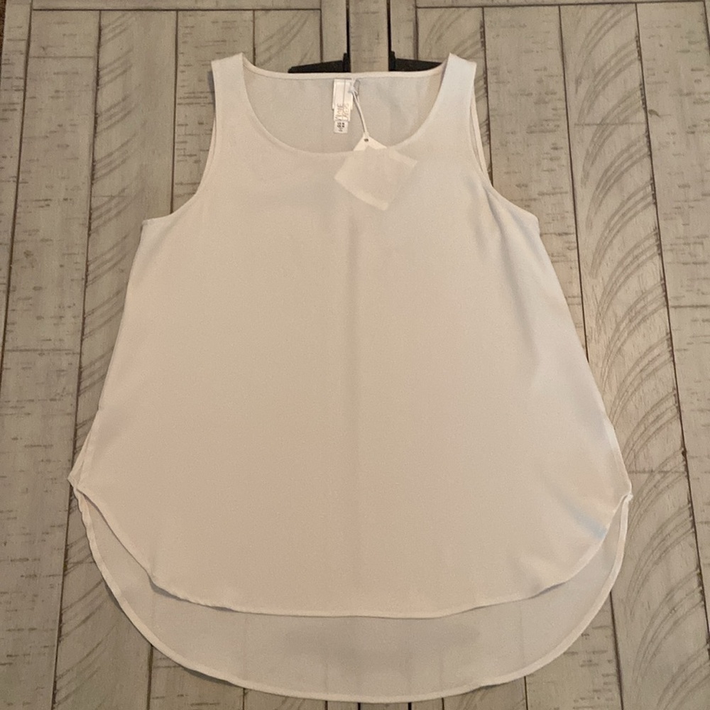 MarlaWynne Wynne Layers Crepe Georgette Shirttail Tank Top Canvas Ivory M New - Picture 4 of 13